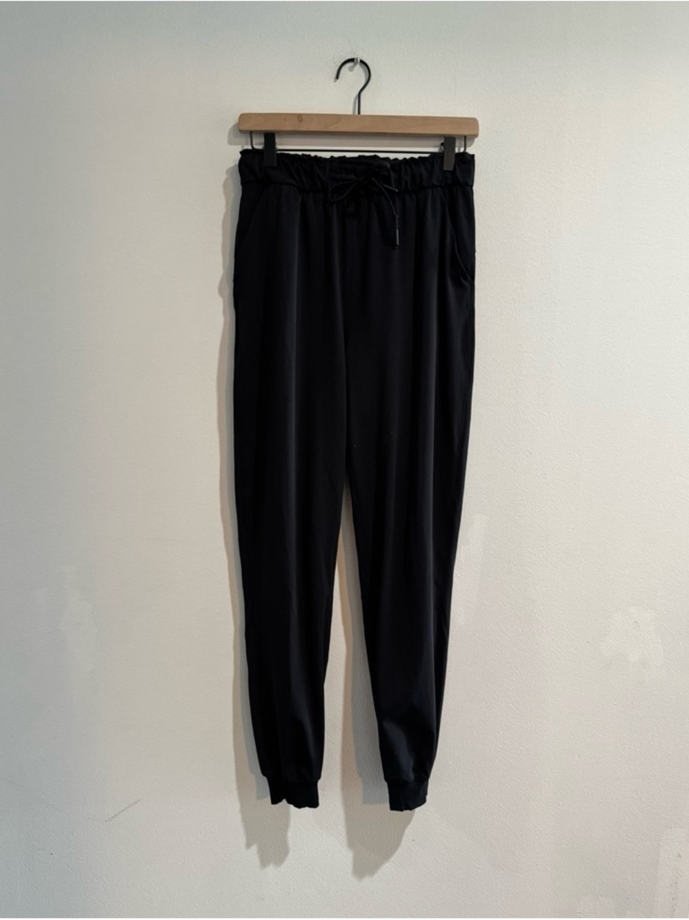 Lululemon Keep Moving Jogger Black Size 6 High Rise Athleisure Pants - Picture 4 of 7